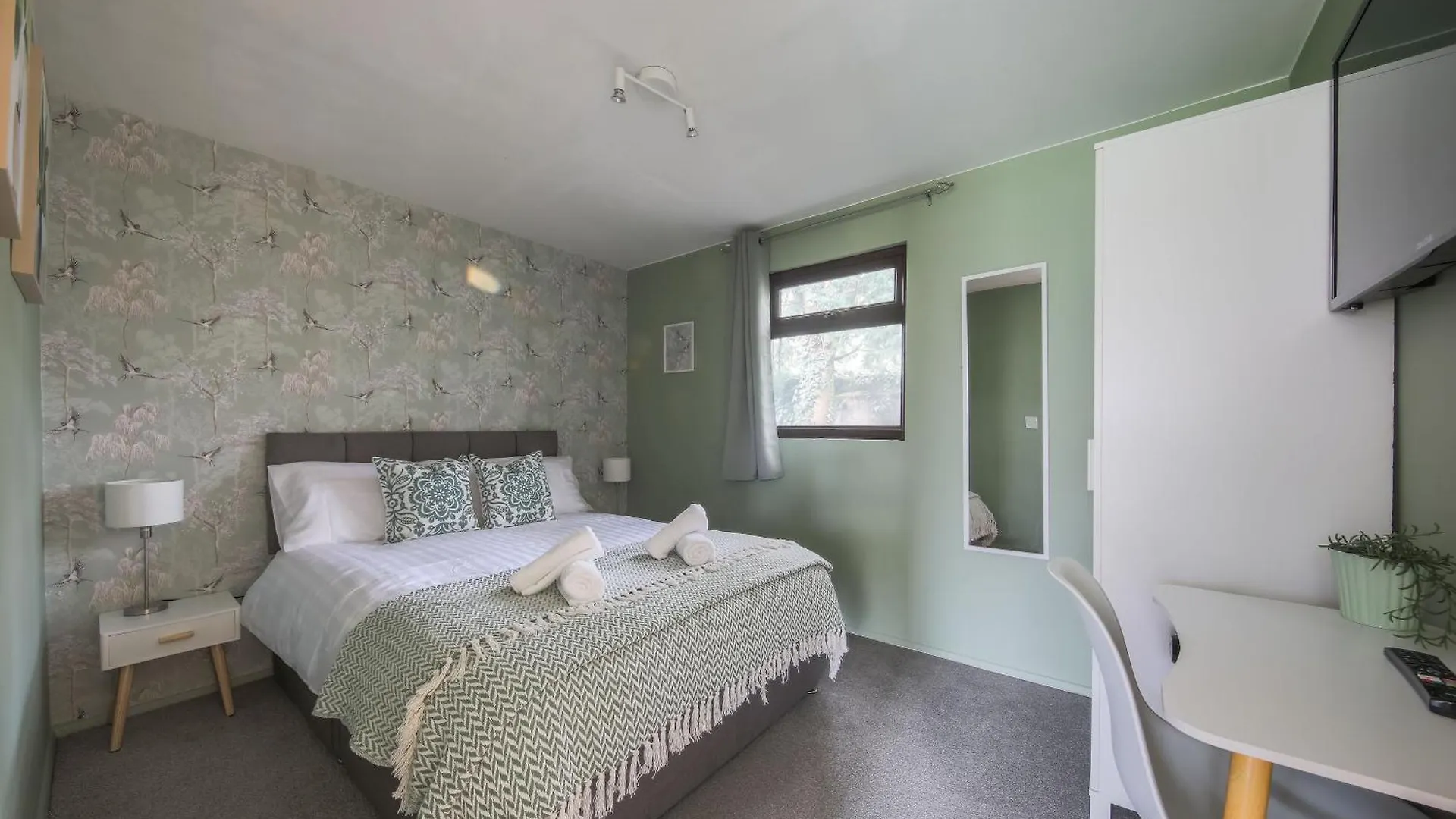 Appartamento Thorpe Park Lodge Ground Floor Detached With 2 Free Gated Parking Spaces Regno Unito