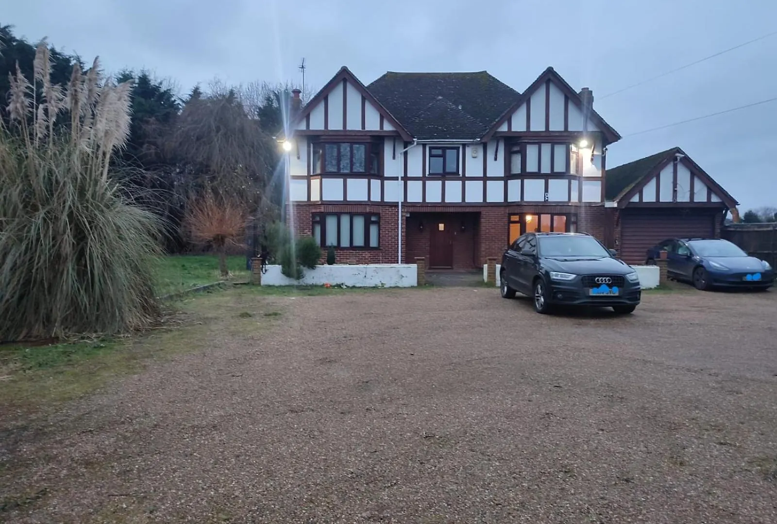 Thorpe Park Lodge Ground Floor Detached With 2 Free Gated Parking Spaces 0*, Thorpe (Surrey) Regno Unito